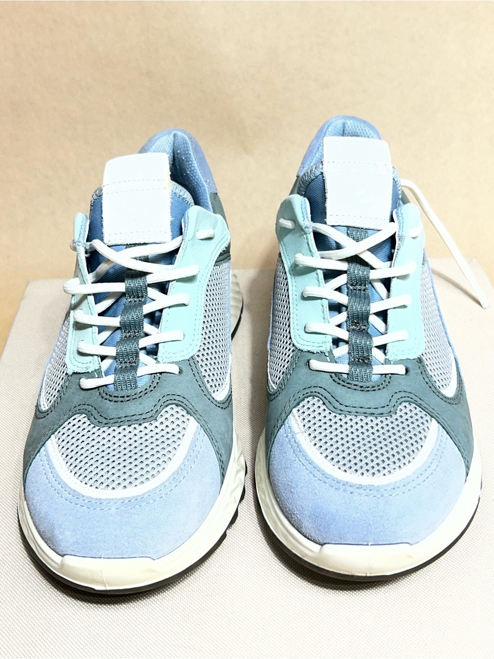 Ecco Women's Light Blue and Teal Mesh Suede Sneakers